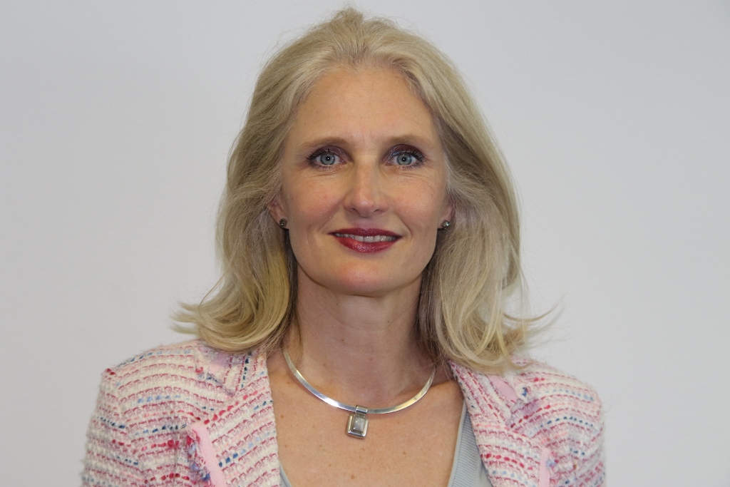 Louise Lancaster headshot APril 2019 1024x683